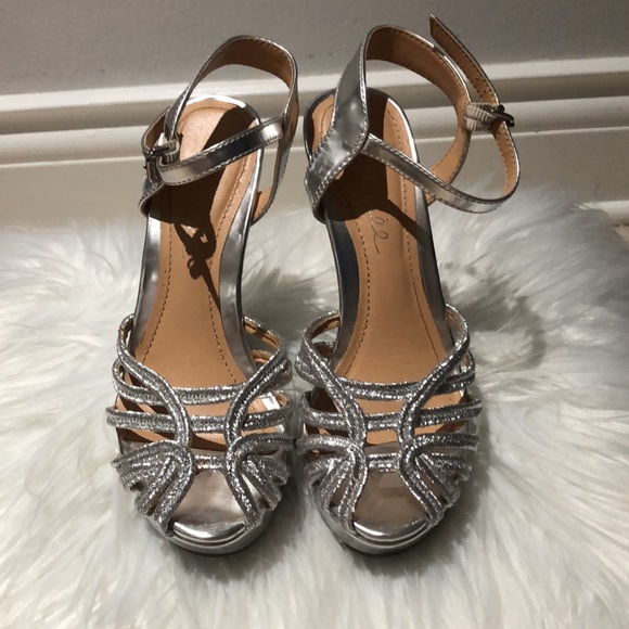 🛍️Dressy And Sexy 🛍️Woman’s Wedges - Picture 1 of 4
